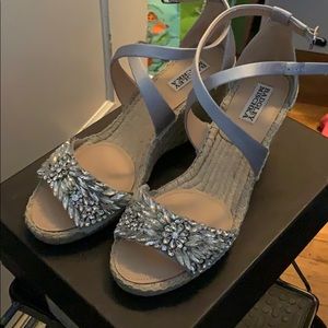 Scarlett badgley Mischka wedge NIB size 7.5